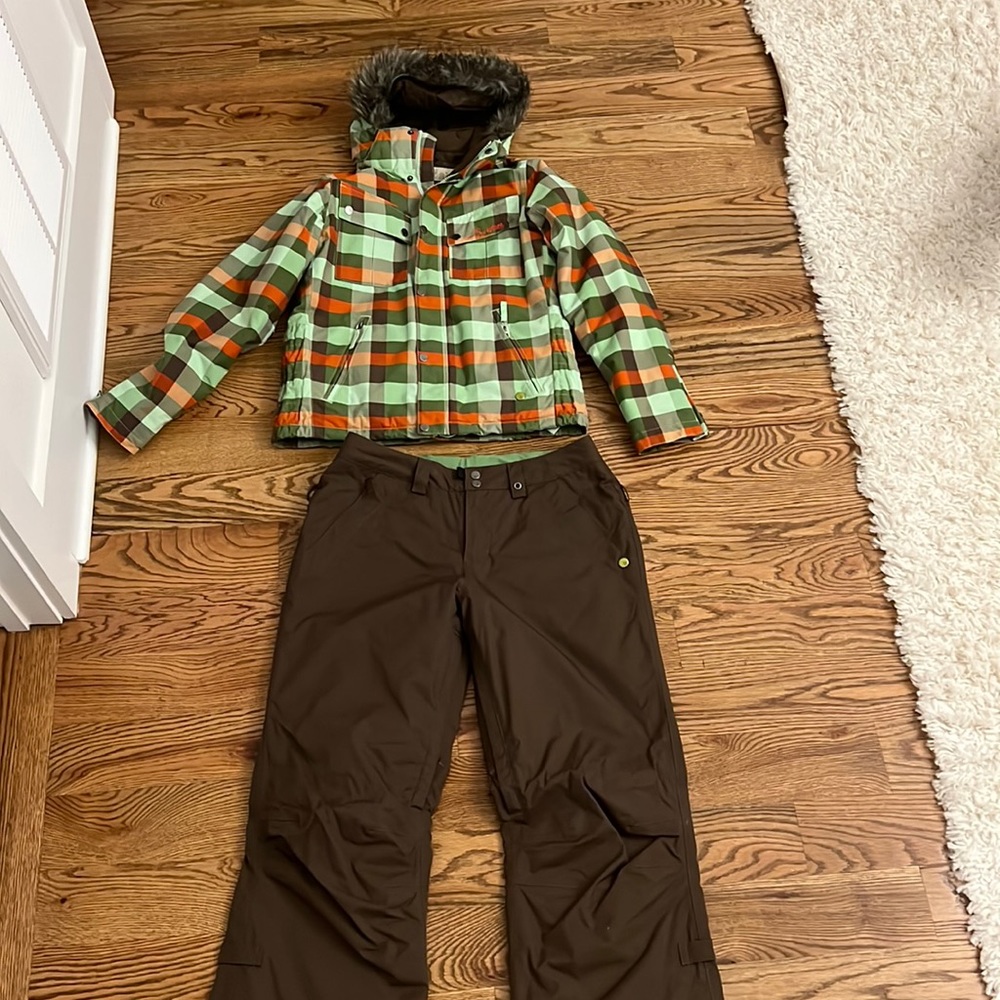 Burton snowboard set in great condition